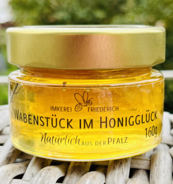 Wabenstück im Honigglück