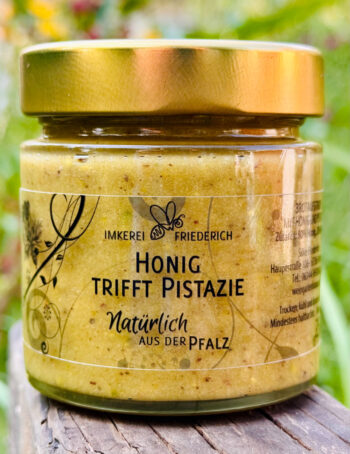 HONIG TRIFFT PISTAZIE